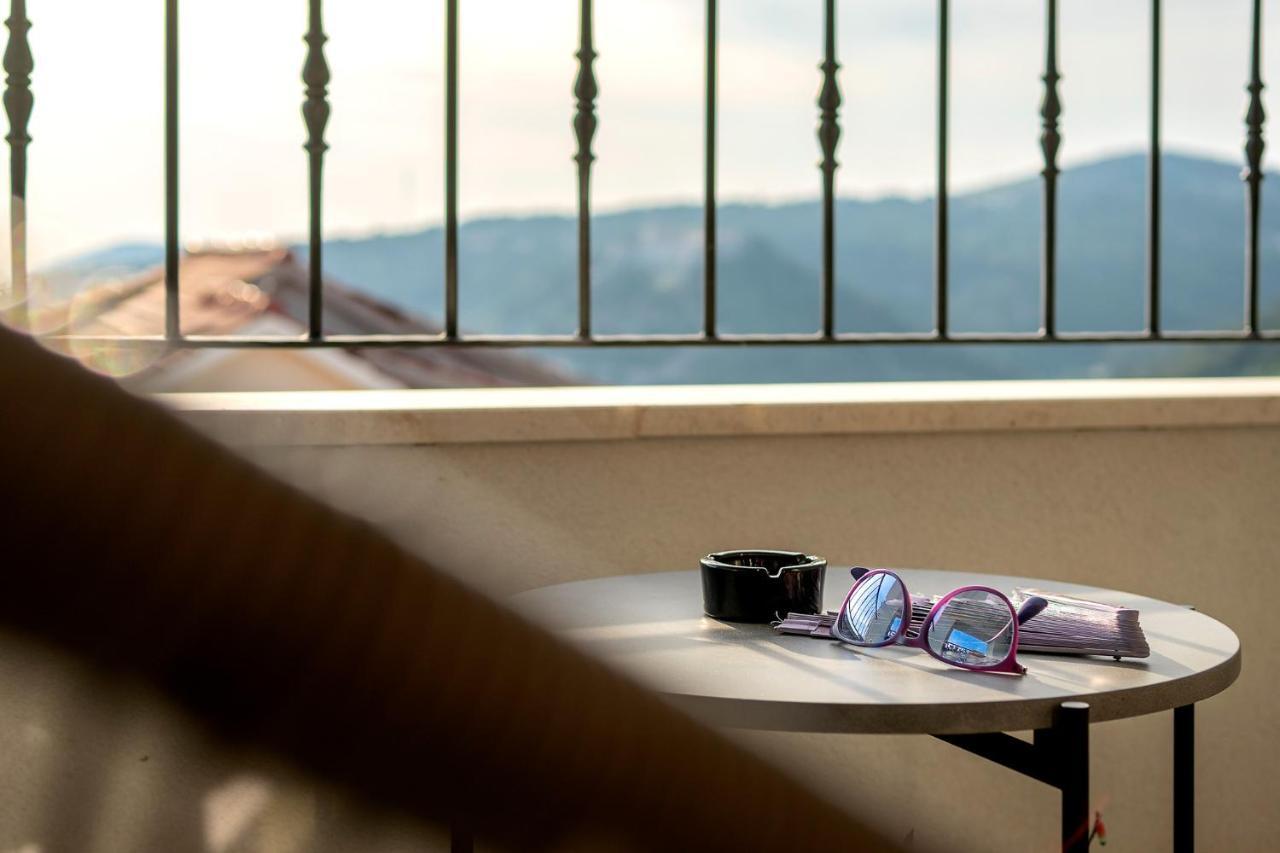 The Elegance Nest - Zf Hvar Hvar Town Bagian luar foto